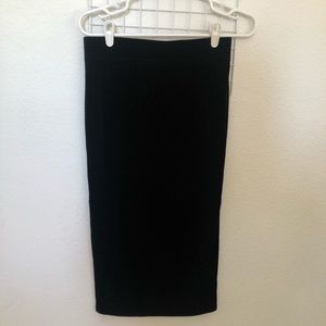 🌼🌼Ecote Velvet Pencil Skirt🌼🌼